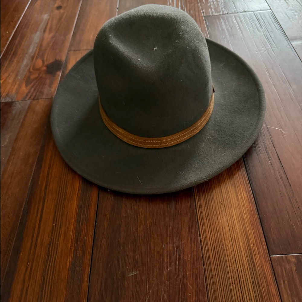 Ecote Olive Green Fedora Hat with Tan Band